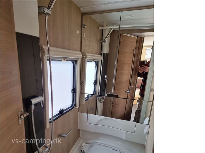 Adria Adora Silver "Jubilæumsmodel" 522 UP m. Alde